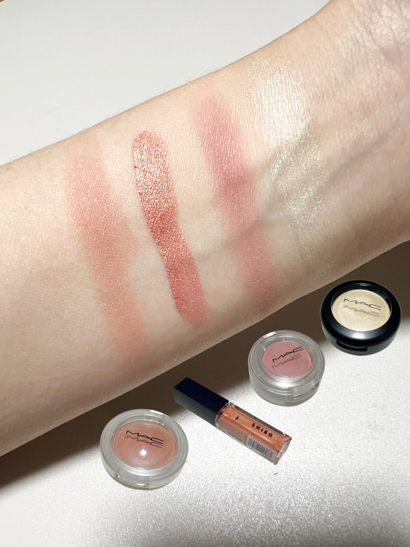 スモール アイシャドウ/M・A・C/単色アイシャドウを使ったクチコミ(3枚目)