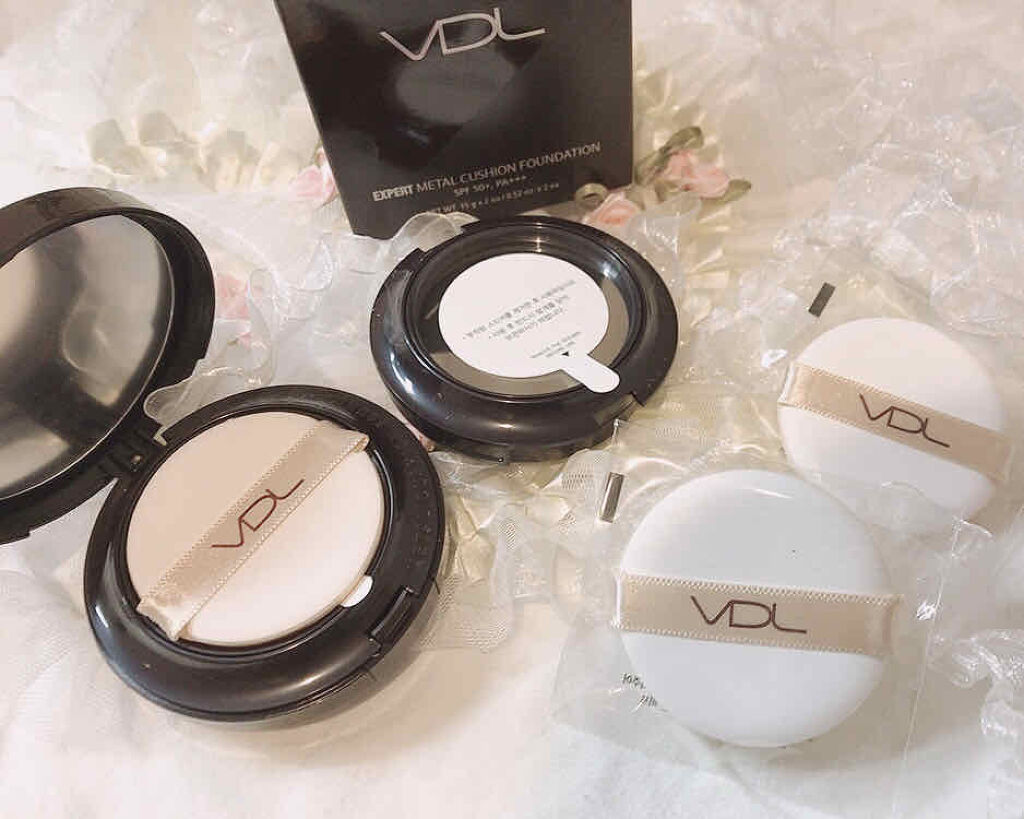 EXPERT METAL CUSHION FOUNDATION (エキスパートメタルクッションファンデーション）  SPF50+ PA+++/VDL/クッションファンデーションを使ったクチコミ（3枚目）