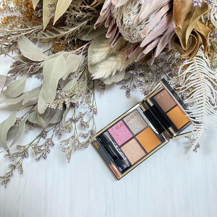 シグニチャー カラー アイズ/SUQQU/アイシャドウパレットを使ったクチコミ(2枚目)