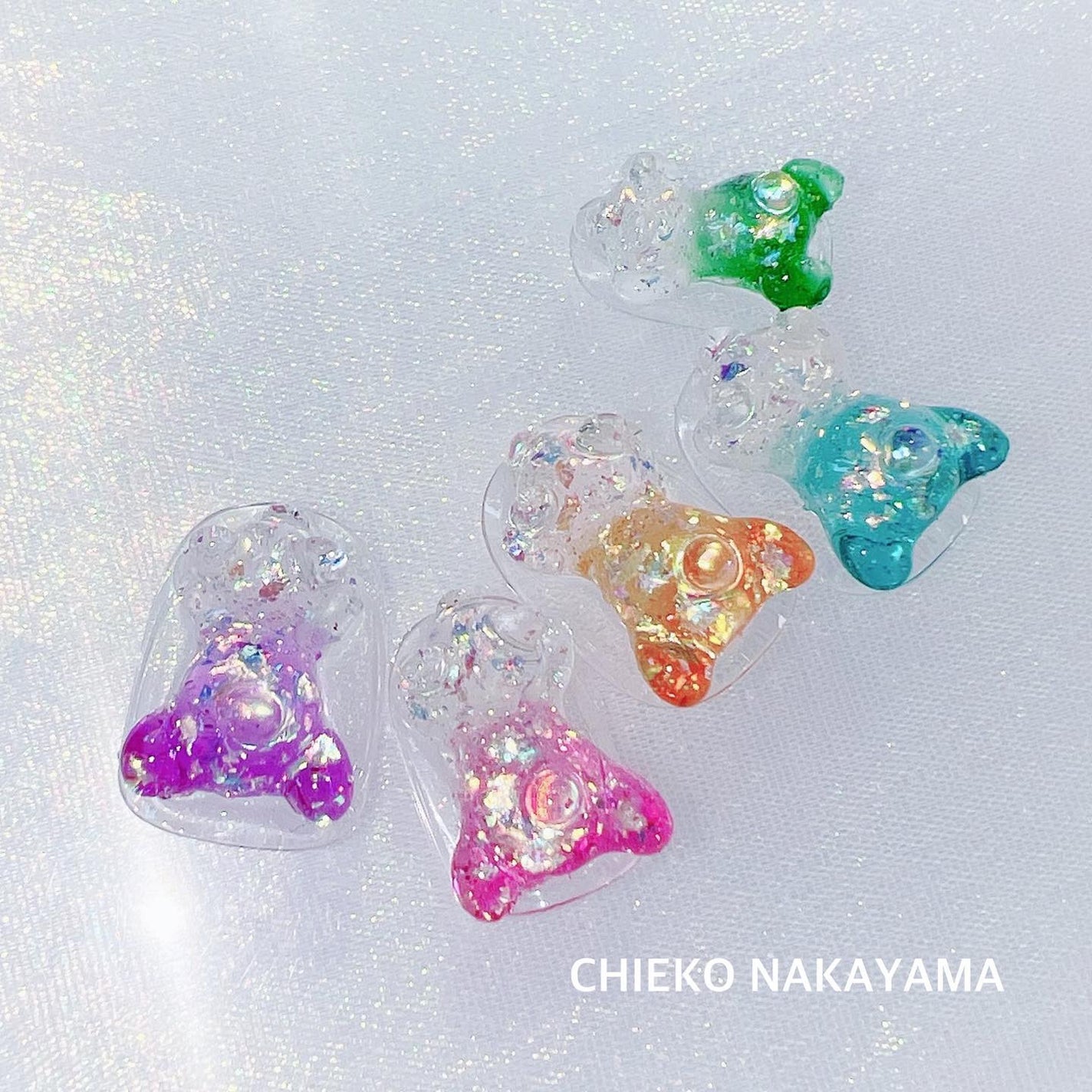 なかやまちえこ on LIPS 「色が変わるくま🐻❄️365日ネイル178日め⠀⠀@aby_s..」(2枚目)