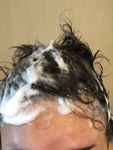 カームナイトリペアシャンプー/トリートメント/YOLU/市販シャンプーを使ったクチコミ(5枚目)