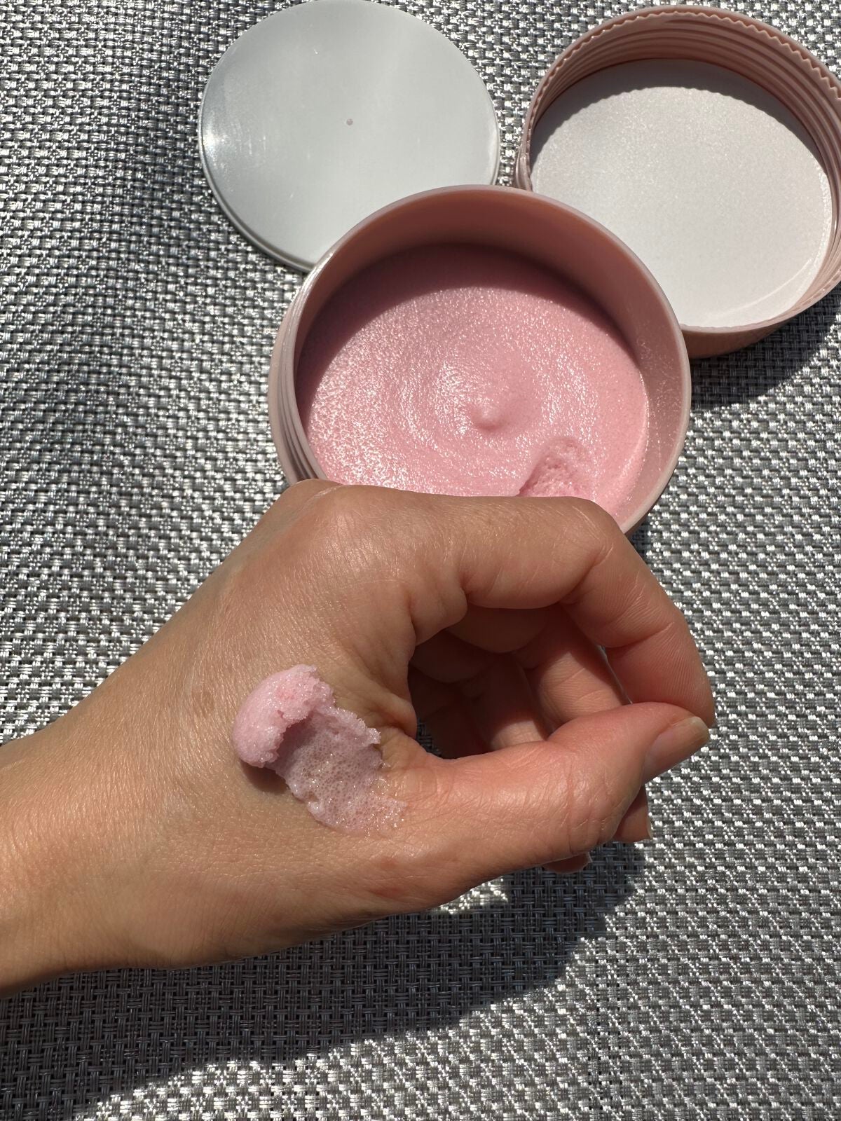 Q+Me スウィート ボム タラソ スクラブ/AGARISM/バスト・ヒップケアを使ったクチコミ(4枚目)