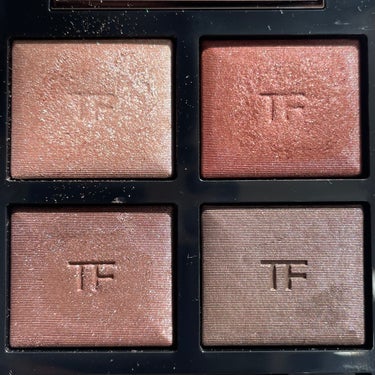 アイ カラー クォード 03A ボディ ヒート/TOM FORD BEAUTY/アイシャドウパレットを使ったクチコミ（2枚目）