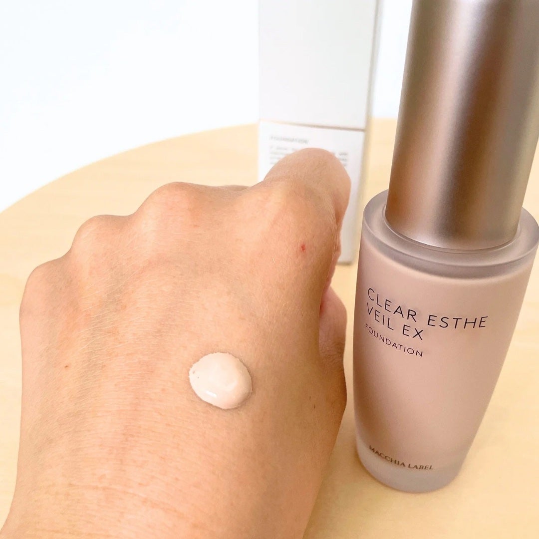 薬用クリアエステヴェールEX/Macchia Label/リキッドファンデーションを使ったクチコミ(2枚目)