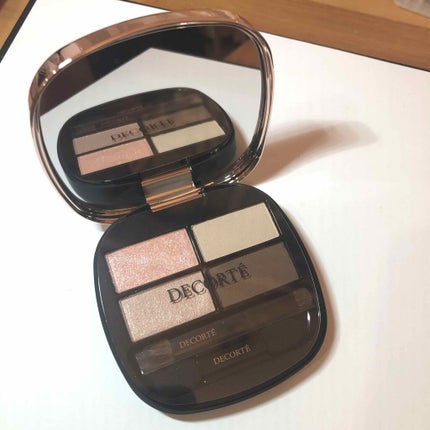 スキンモデリングアイズ/LUNASOL/アイシャドウパレットを使ったクチコミ(2枚目)