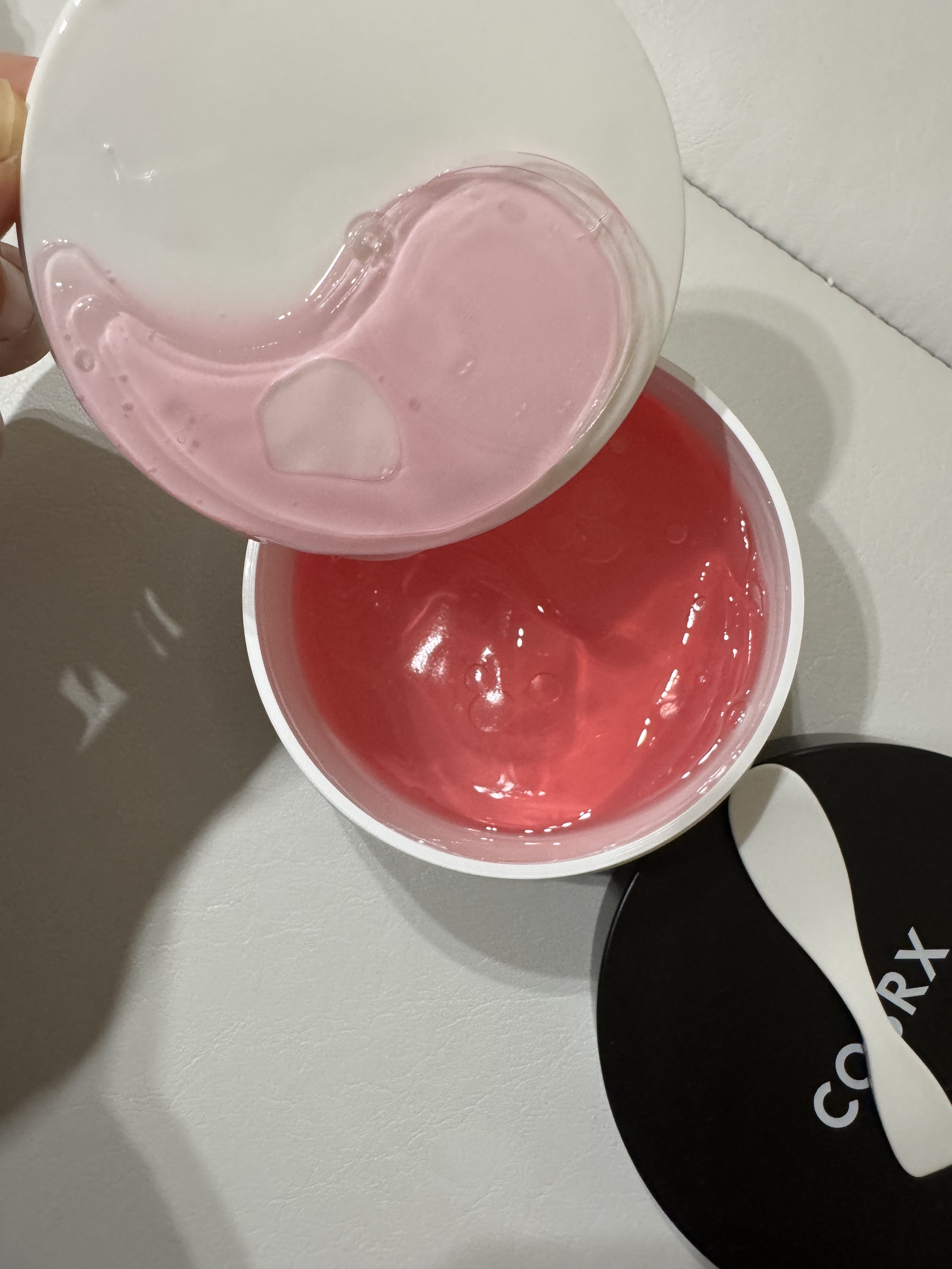 RXザ・ペプチドコラーゲン ハイドロゲルアイパッチ/COSRX/アイケア・アイクリームを使ったクチコミ（2枚目）