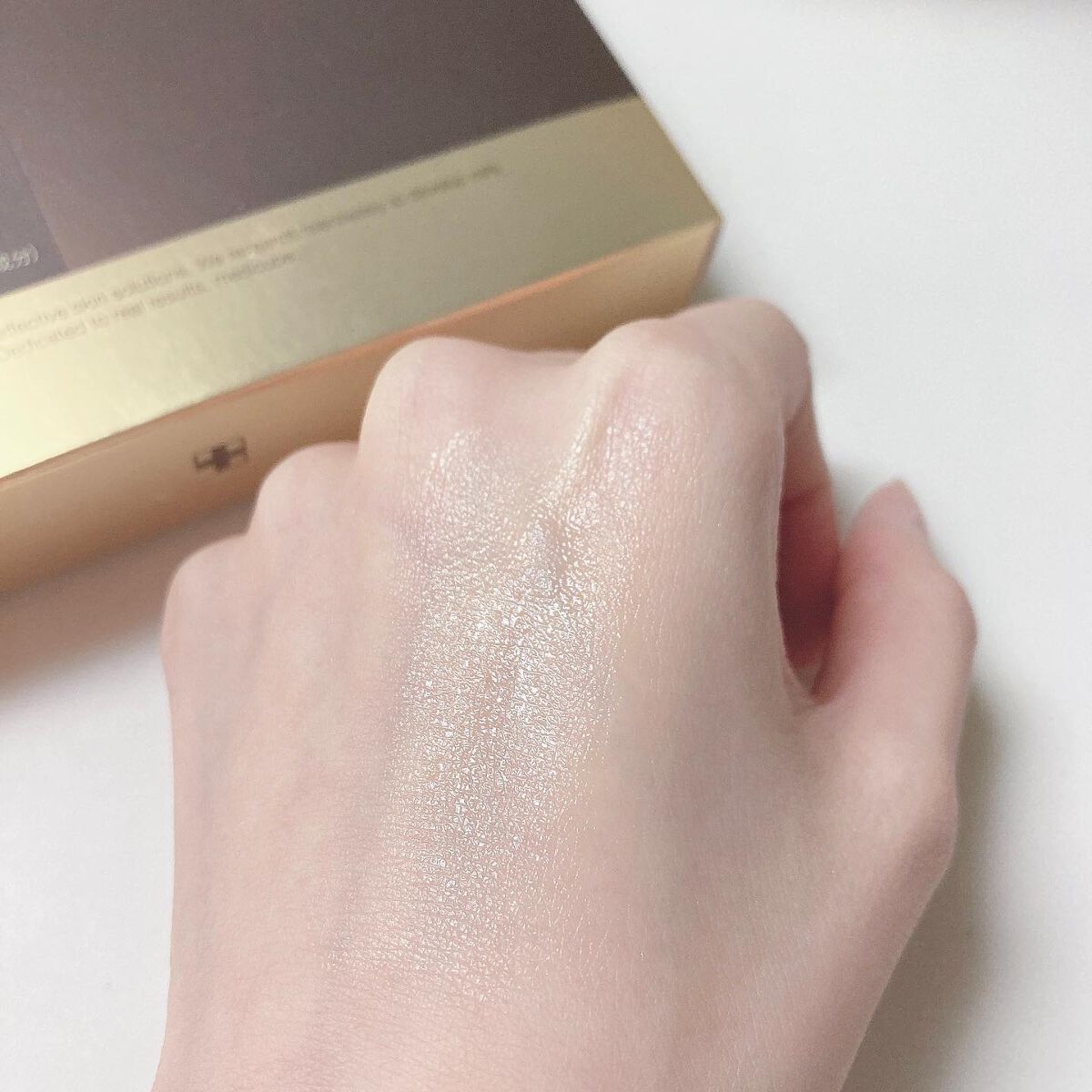 AGE-Rスキンブースターショット/MEDICUBE/美顔器・マッサージを使ったクチコミ（3枚目）