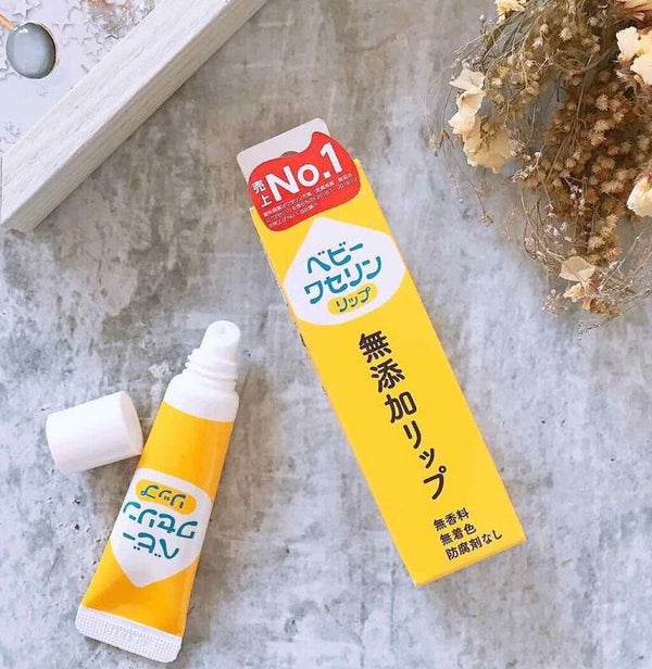 【ワセリンで唇ケア】おすすめ10選と使い方を解説《塗って寝る・唇パックetc.》【医師監修】