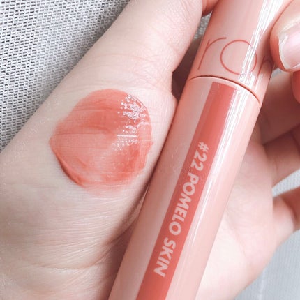 ジューシーラスティングティント/rom&nd/リップティントを使ったクチコミ(2枚目)