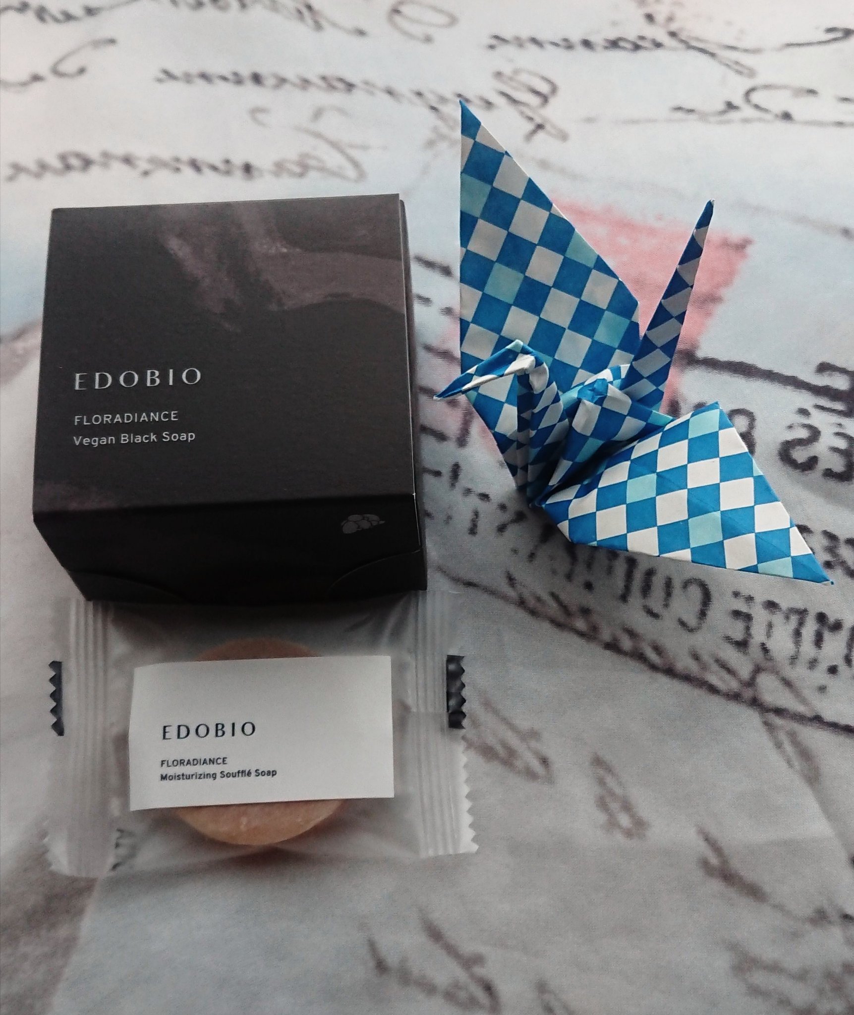 フローラディエンス ヴィーガンブラックソープ/EDOBIO/洗顔石鹸を使ったクチコミ（1枚目）