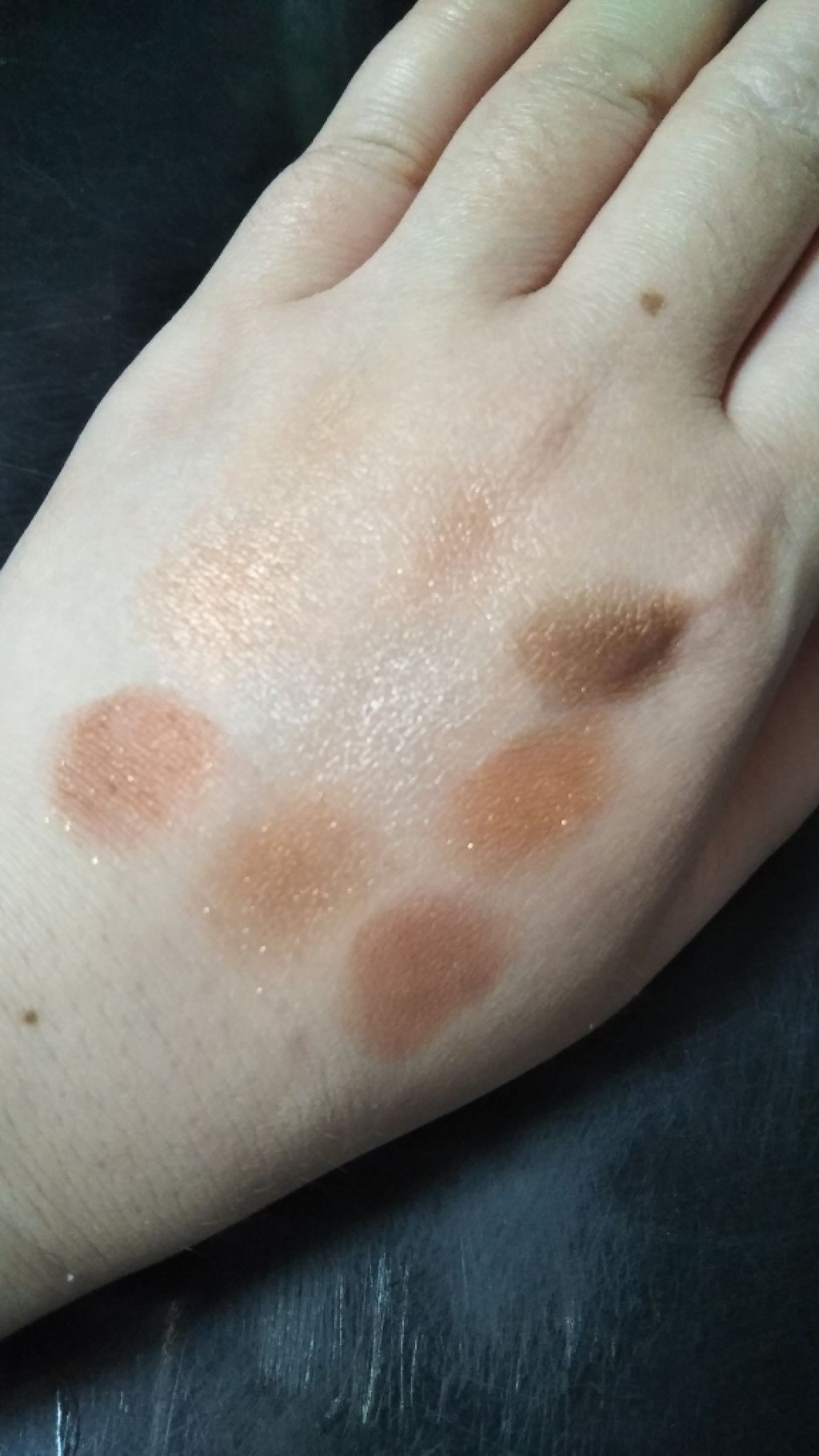 UR GLAM BLOOMING EYE COLOR PALETTE/U R GLAM/アイシャドウパレットを使ったクチコミ(2枚目)