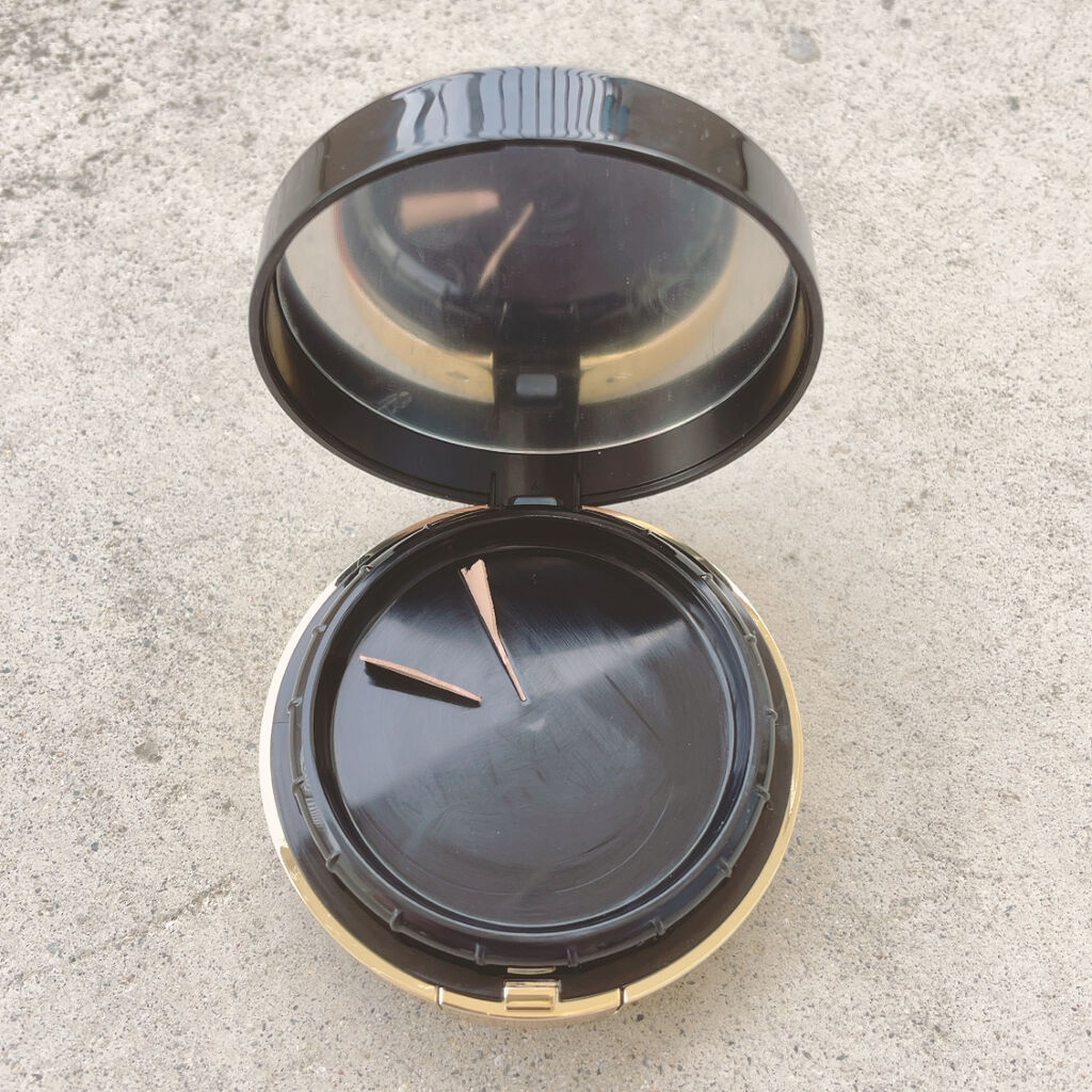 スキンフィットグラインディングセラムカバーパクト/ダルバ/その他ファンデーションを使ったクチコミ（2枚目）