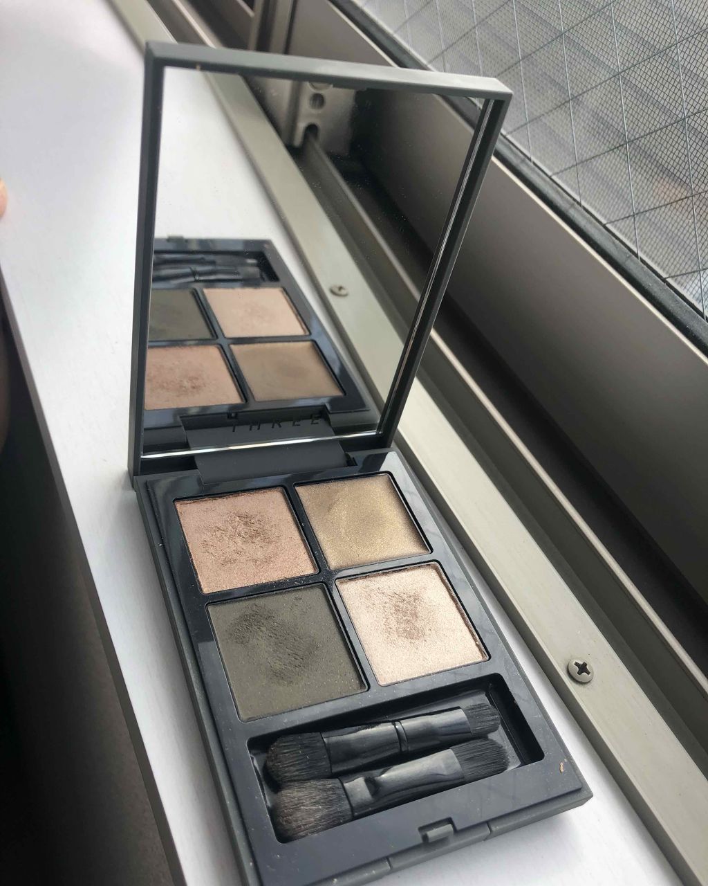 ディメンショナルビジョンアイパレット/THREE/アイシャドウパレットを使ったクチコミ(1枚目)