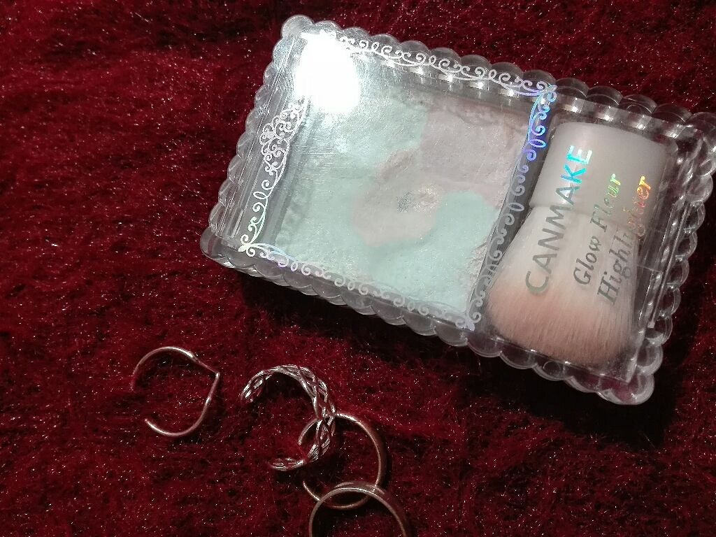 グロウフルールハイライター/キャンメイク/パウダーハイライトを使ったクチコミ(1枚目)