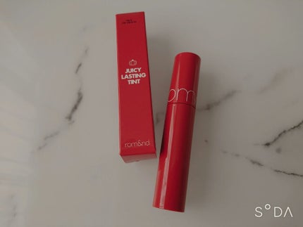 ジューシーラスティングティント/rom&nd/リップティントを使ったクチコミ(1枚目)