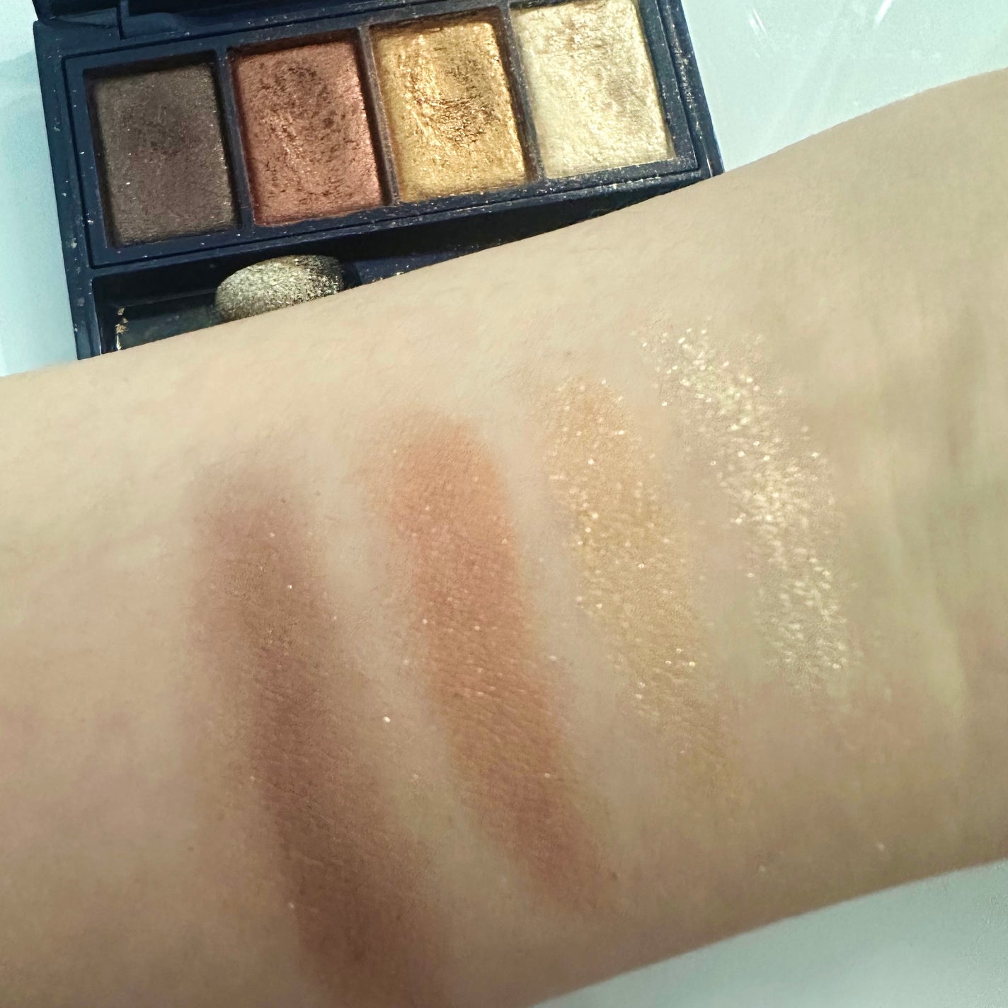 メロウ フィーリング アイズ ムーン エモーション/ESPRIQUE/アイシャドウパレットを使ったクチコミ(3枚目)