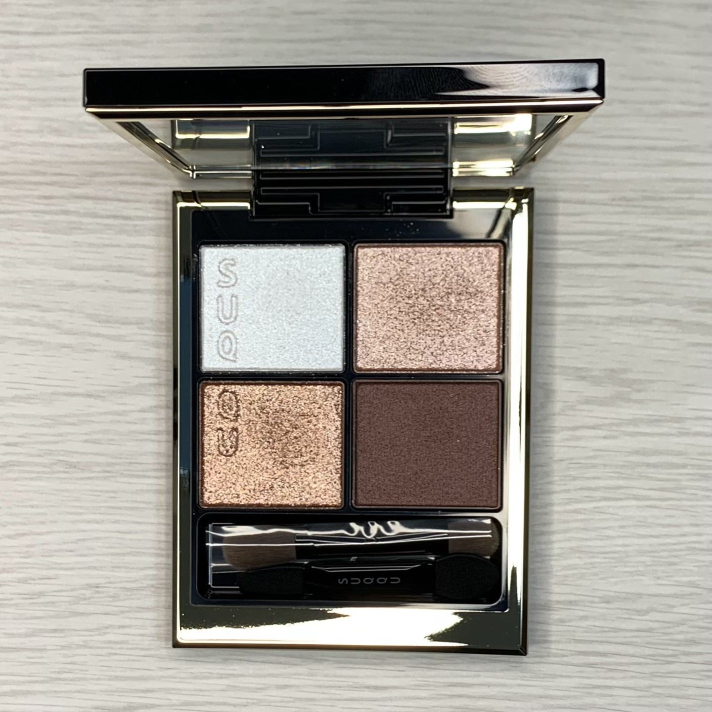 シグニチャー カラー アイズ/SUQQU/アイシャドウパレットを使ったクチコミ(2枚目)