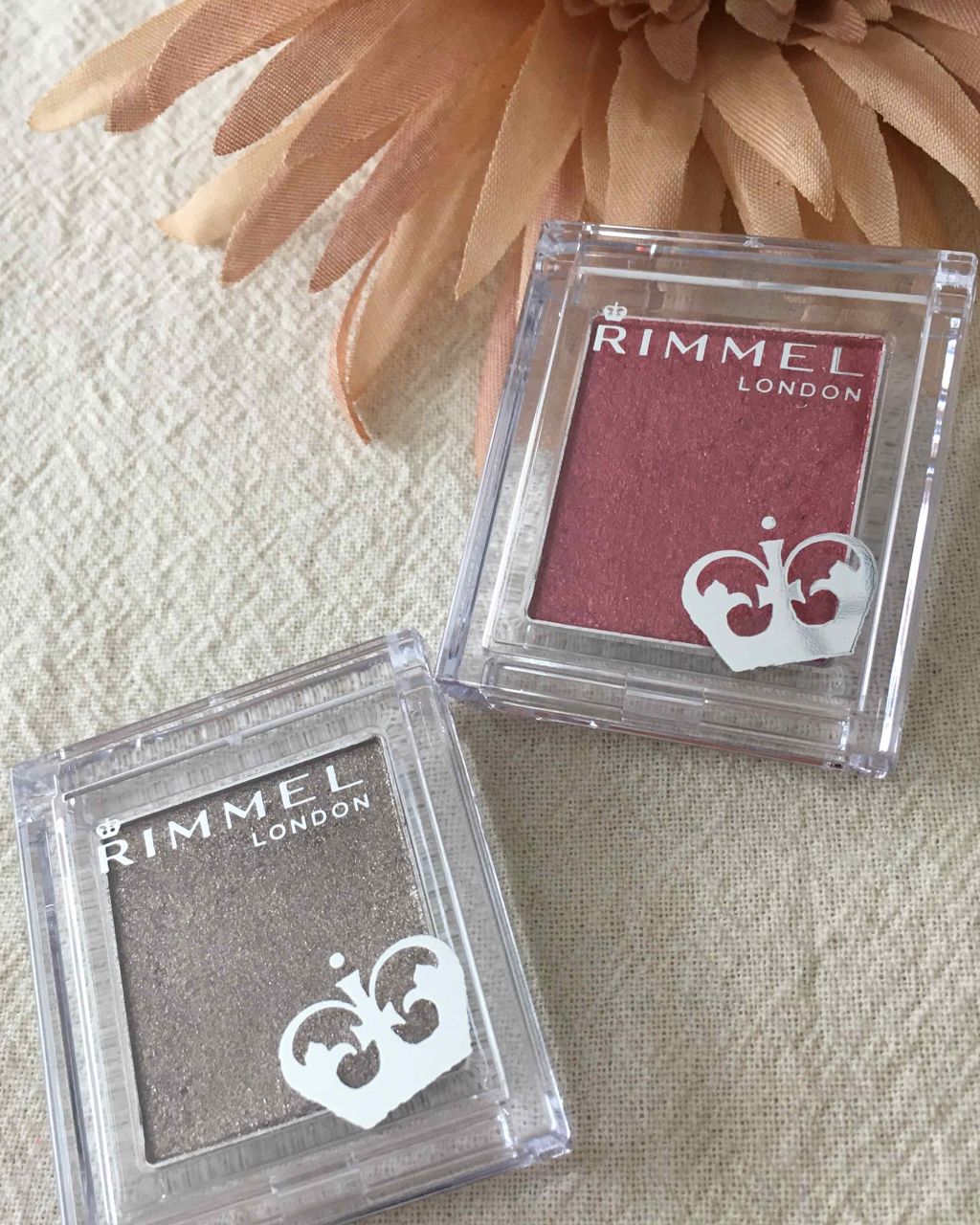 プリズム パウダーアイカラー/リンメル ロンドン/単色アイシャドウを使ったクチコミ（1枚目）