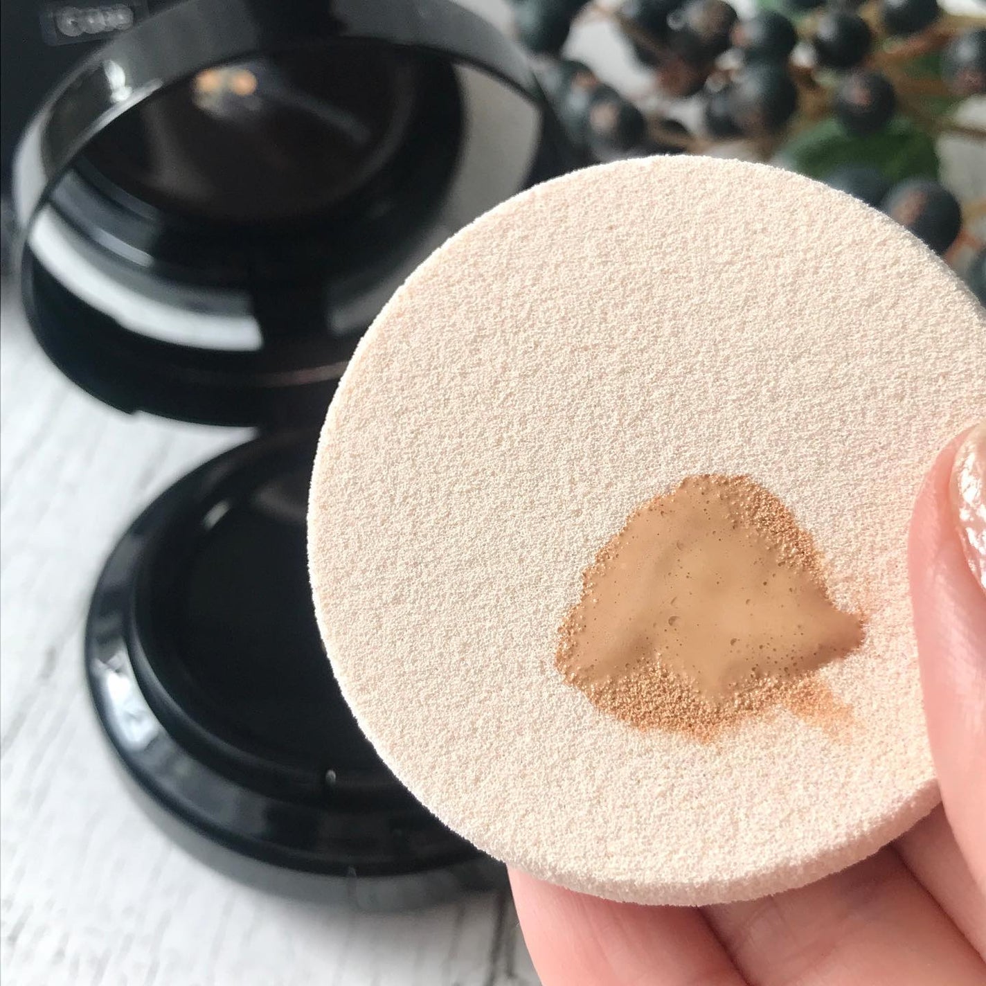 ミネラルリキッドリー ファンデーション SPF22 PA++/MiMC/リキッドファンデーションを使ったクチコミ(7枚目)