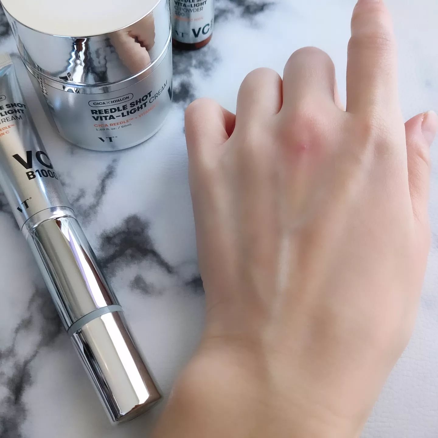 リードルショット ビタライトCエッセンス/VT/美容液を使ったクチコミ（2枚目）