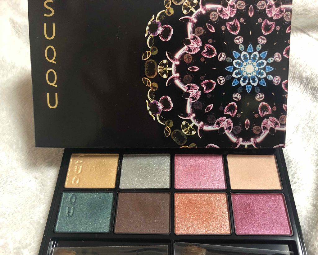 2018 クリスマス アイシャドウ コンパクト/SUQQU/アイシャドウパレットを使ったクチコミ(2枚目)