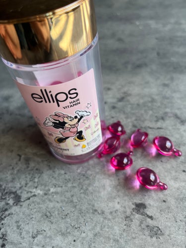 ellips 【ディズニー限定デザイン】ellips（エリップス）ヘアオイル ボトルタイプ30粒 （ピンク／ローズ＆グリーンの香り）ミニーちゃんのクチコミ「●ellips
ディズニー限定デザイン

ヘアオイル ボトルタイプ30粒
ピンク／ローズ＆グリ.....」（2枚目）