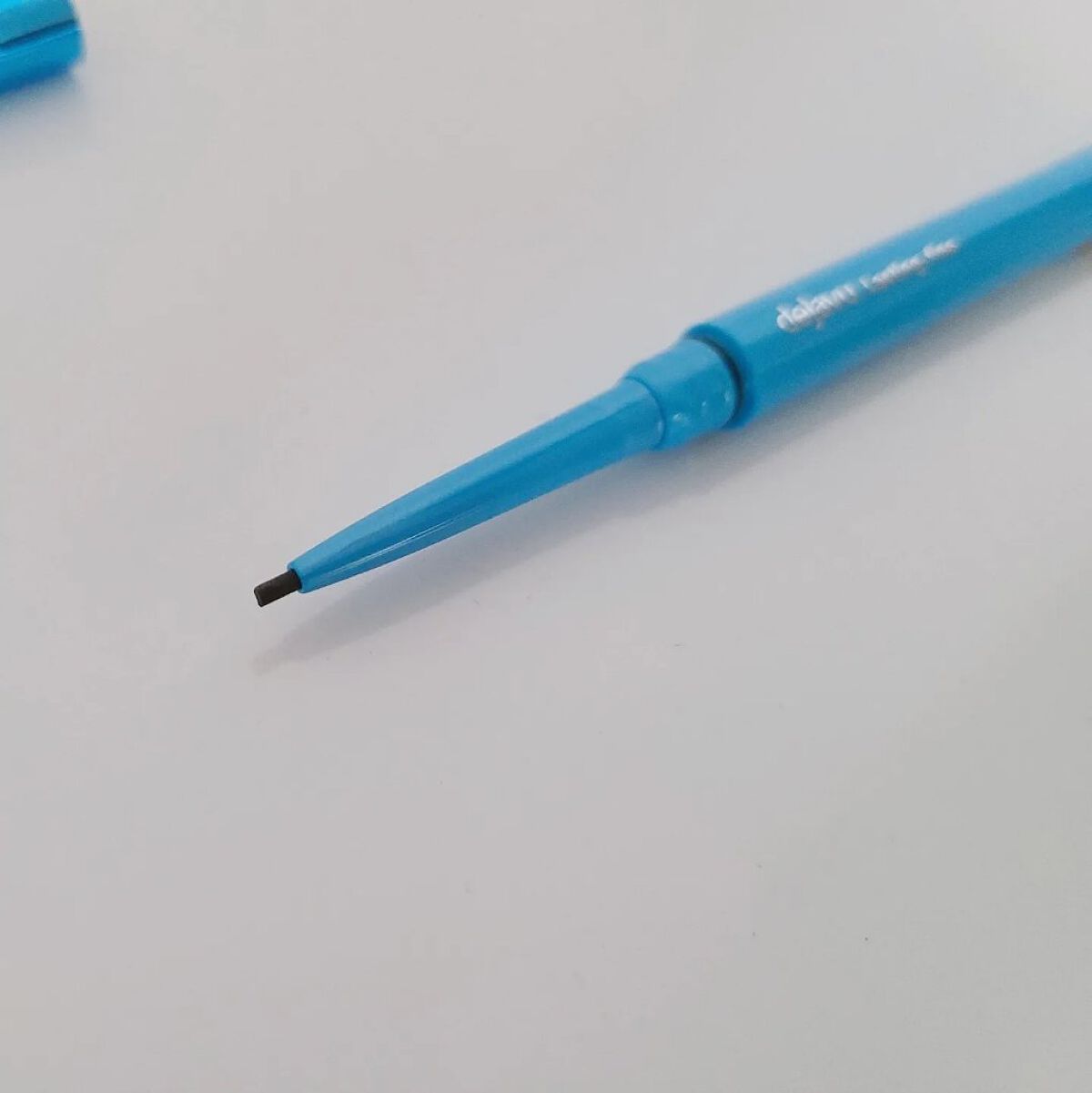 「密着アイライナー」極細クリームペンシル/デジャヴュ/ペンシルアイライナーを使ったクチコミ（3枚目）