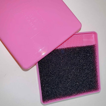 メイクブラシドライクリーナー/DAISO/メイクアップキットを使ったクチコミ(2枚目)