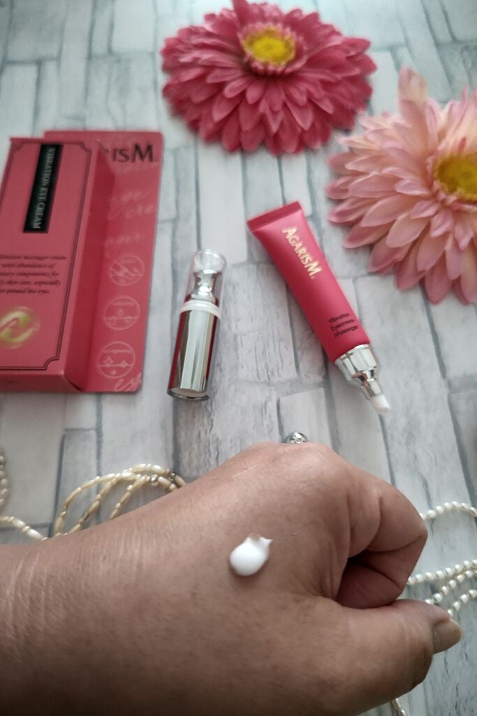 アイキュット マッサージャークリーム/AGARISM/アイケア・アイクリームを使ったクチコミ(2枚目)