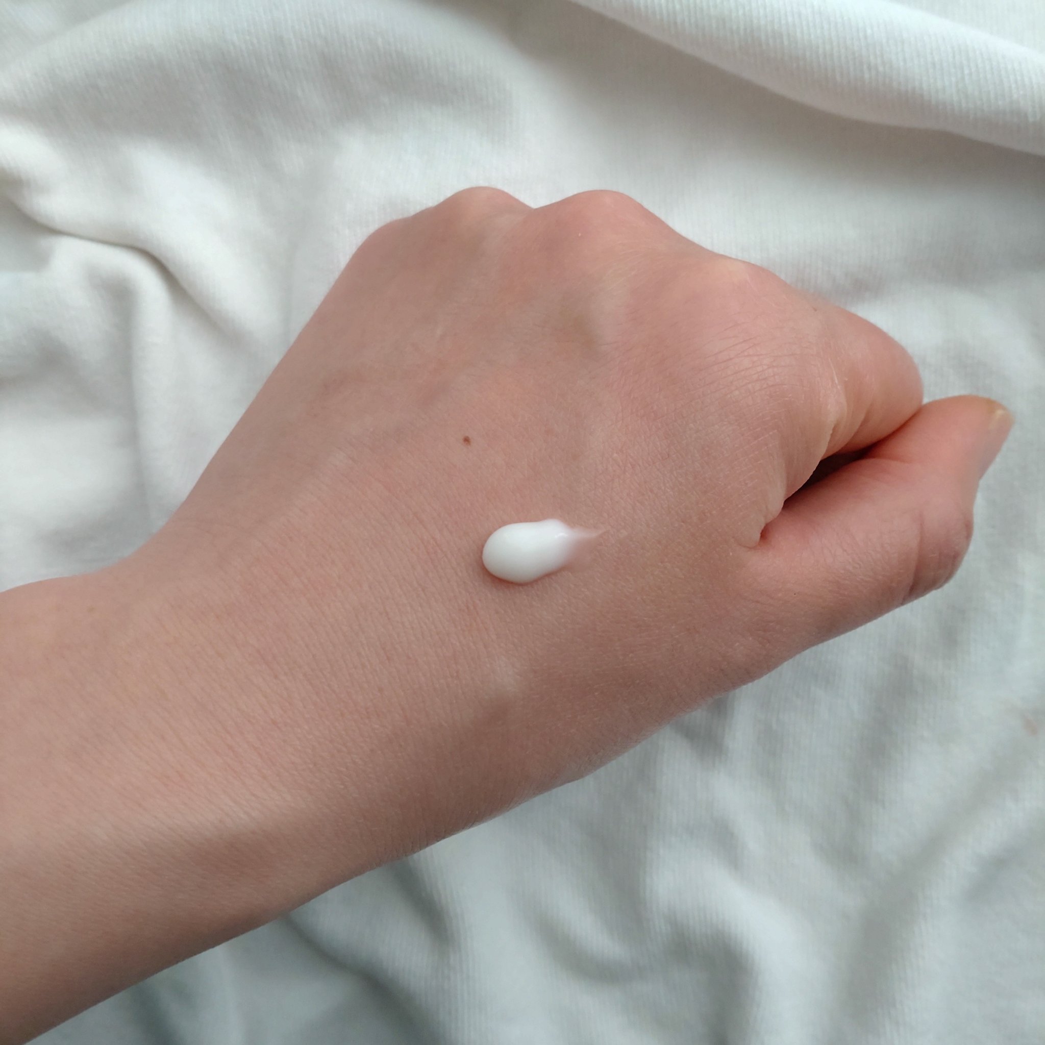 リフティアクリーム(目元用クリーム )/メザイク/アイケア・アイクリームを使ったクチコミ（3枚目）