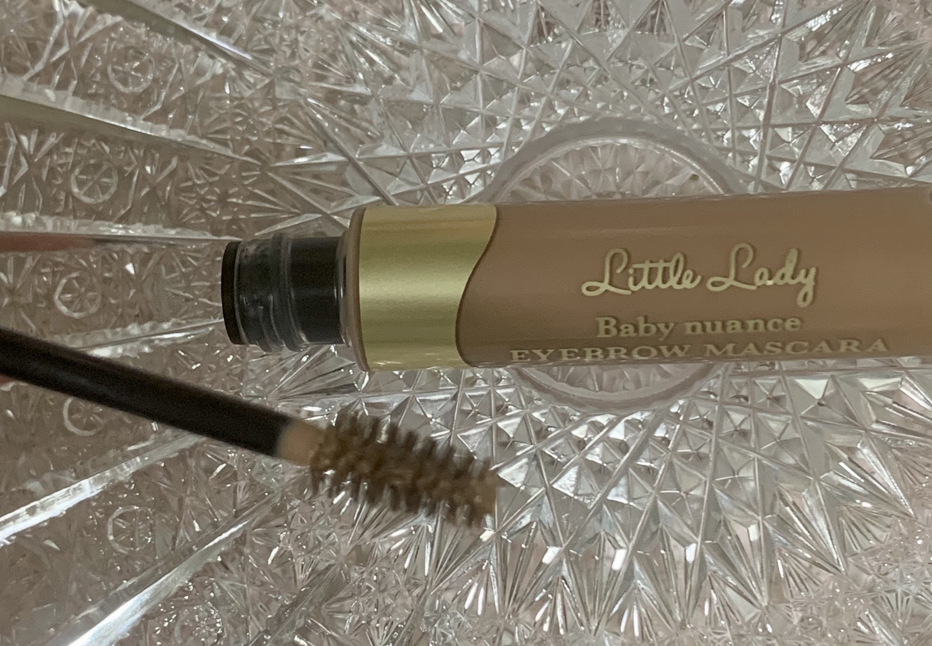 ベビーニュアンス アイブロウマスカラN/リトルレディ/眉マスカラを使ったクチコミ（2枚目）