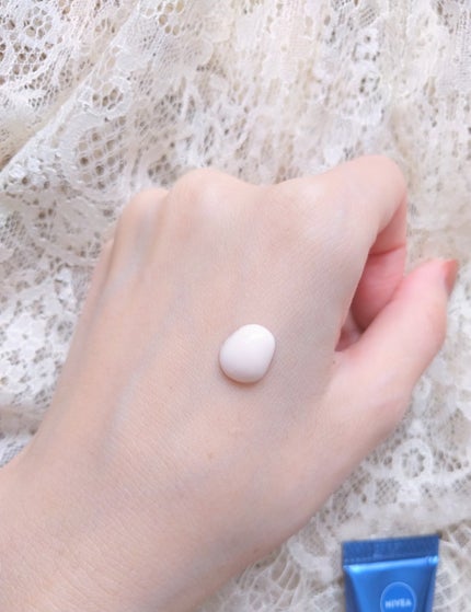 ニベアUV ディープ プロテクト&ケア トーンアップ エッセンス/ニベア/日焼け止めローションを使ったクチコミ(2枚目)