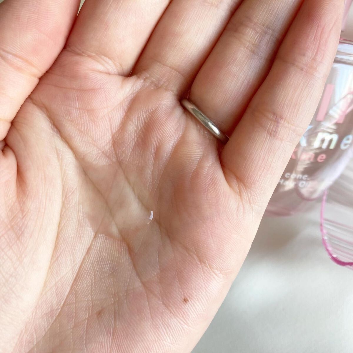 ピンクミー ウォーターコンク コントロール ヘアオイル/ululis/ヘアオイルを使ったクチコミ(3枚目)