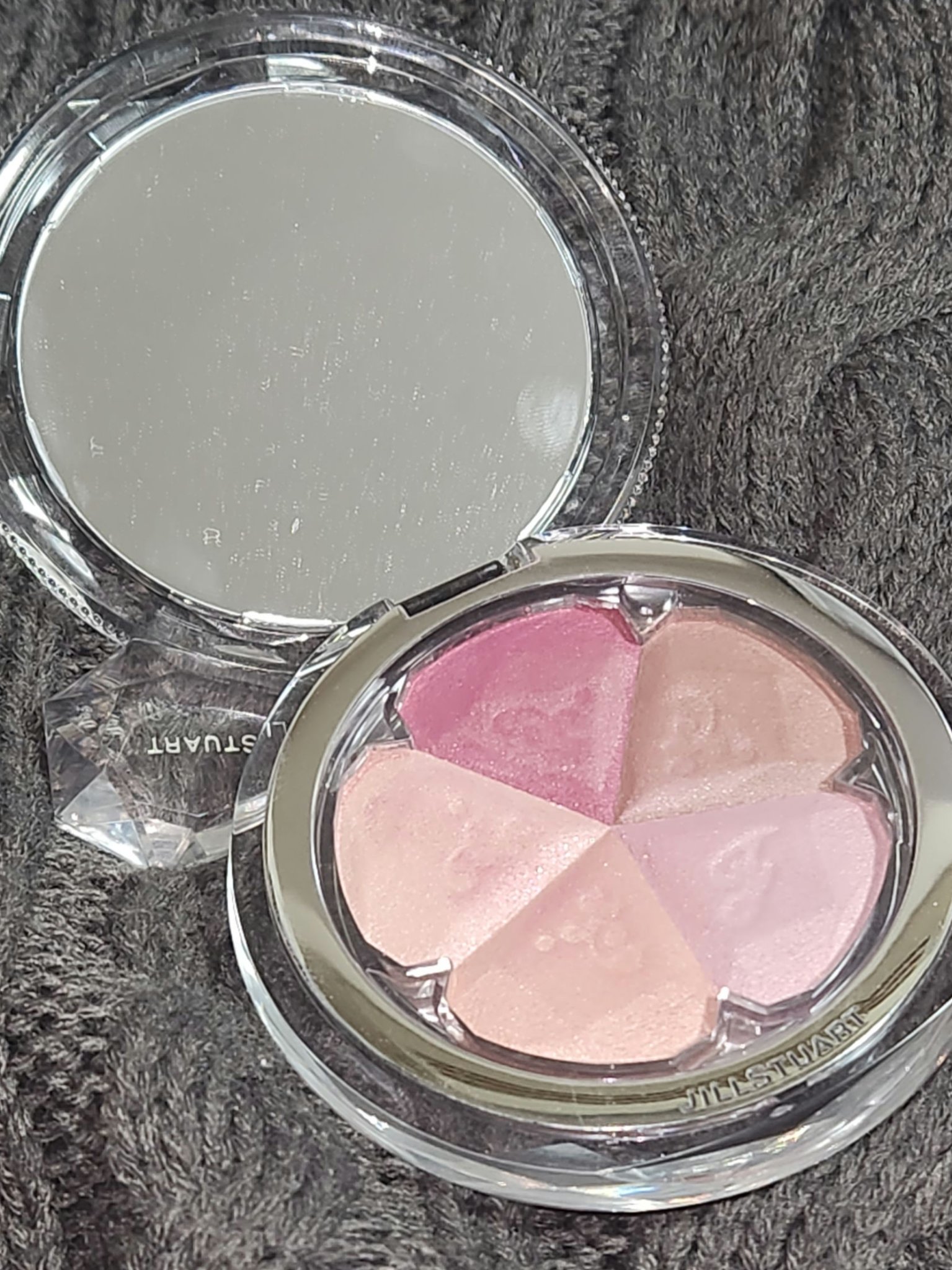 ジルスチュアート ブルーム ミックスブラッシュ コンパクト 12 dressy viola/JILL STUART/パウダーチークを使ったクチコミ（1枚目）