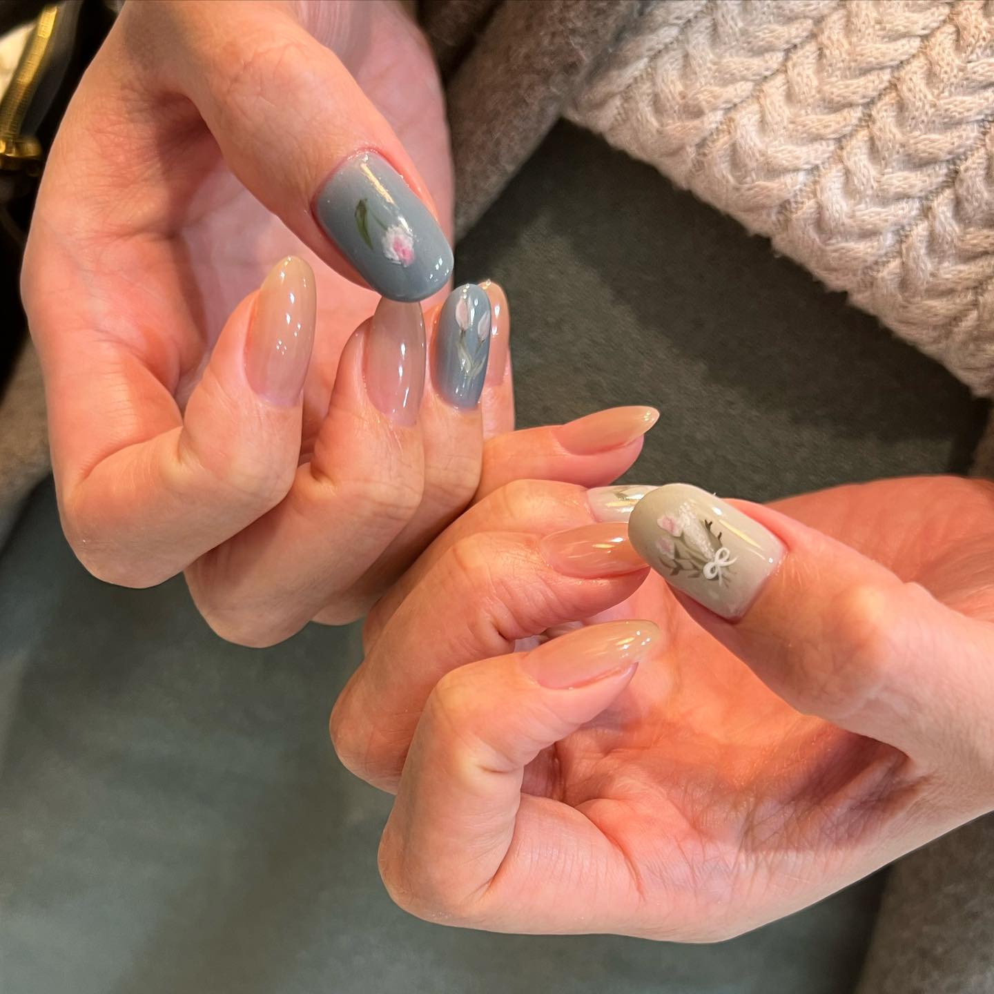 #チューリップネイルのネイルデザイン