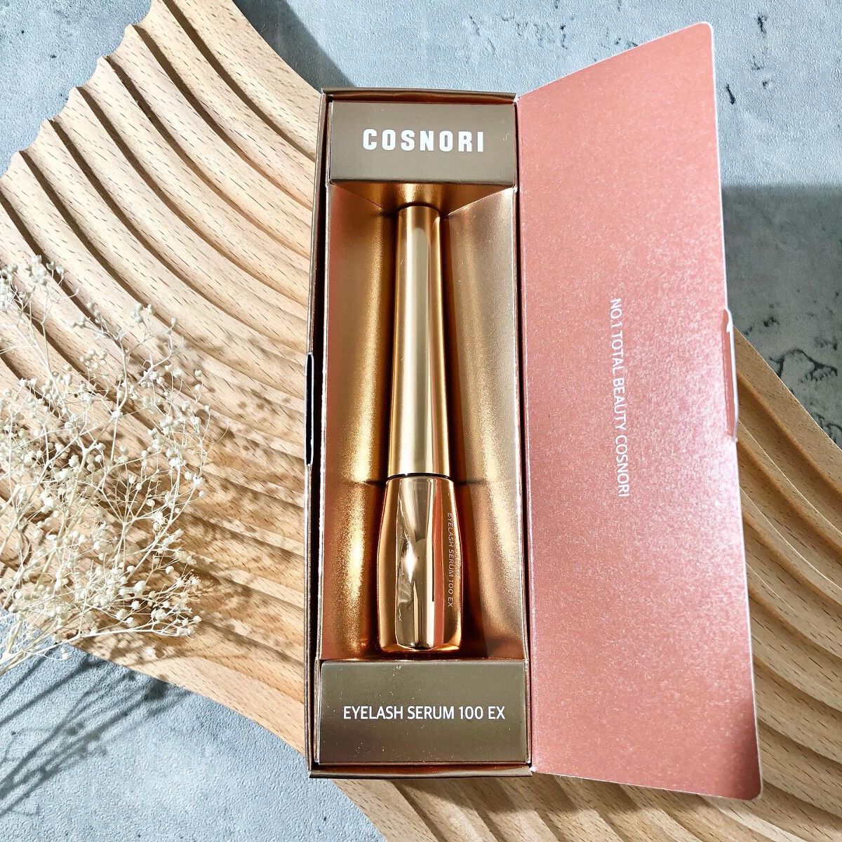 アイラッシュセラム100EX/COSNORI/まつげ美容液を使ったクチコミ(5枚目)