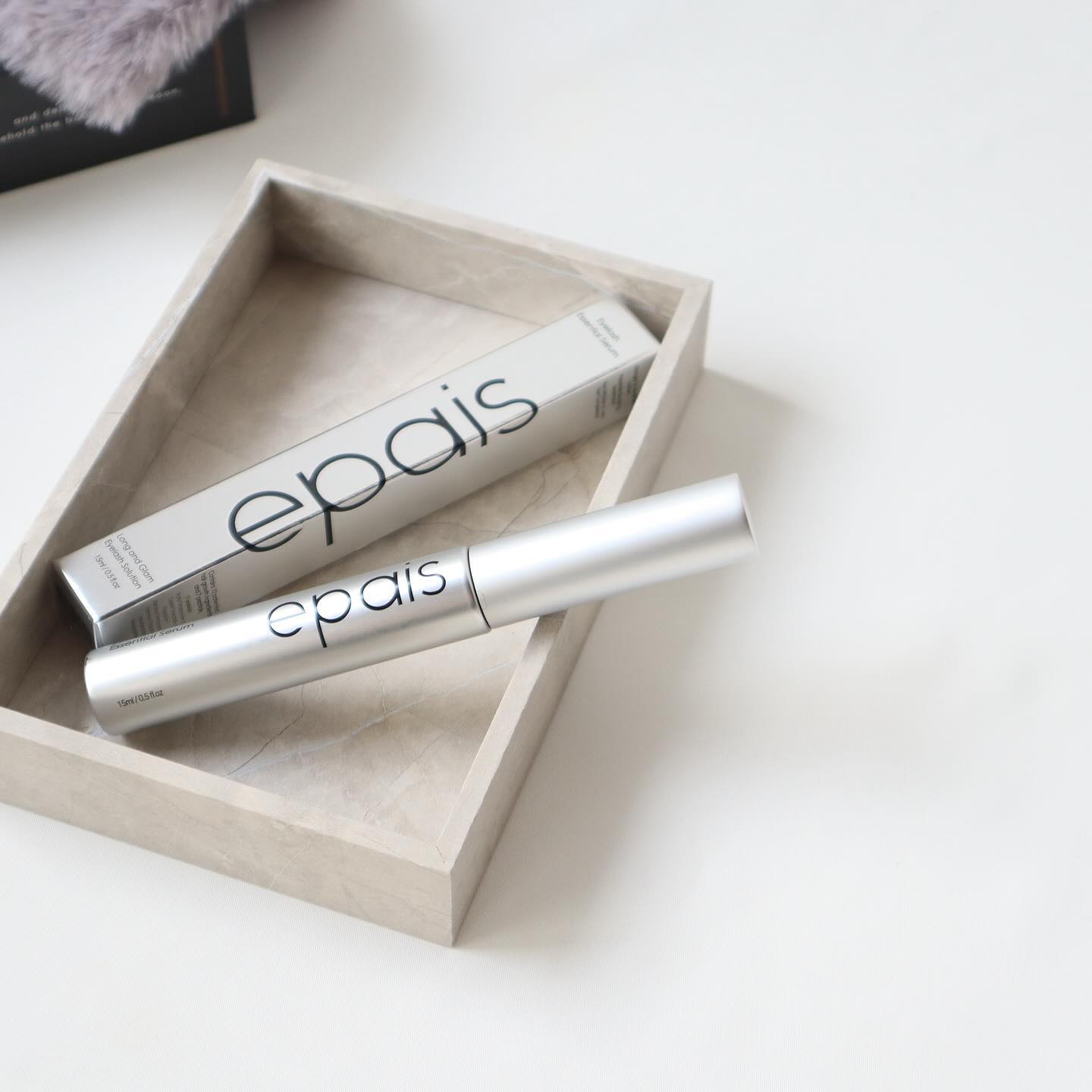 アイラッシュエッセンシャルセラム/epais/まつげ美容液を使ったクチコミ（2枚目）