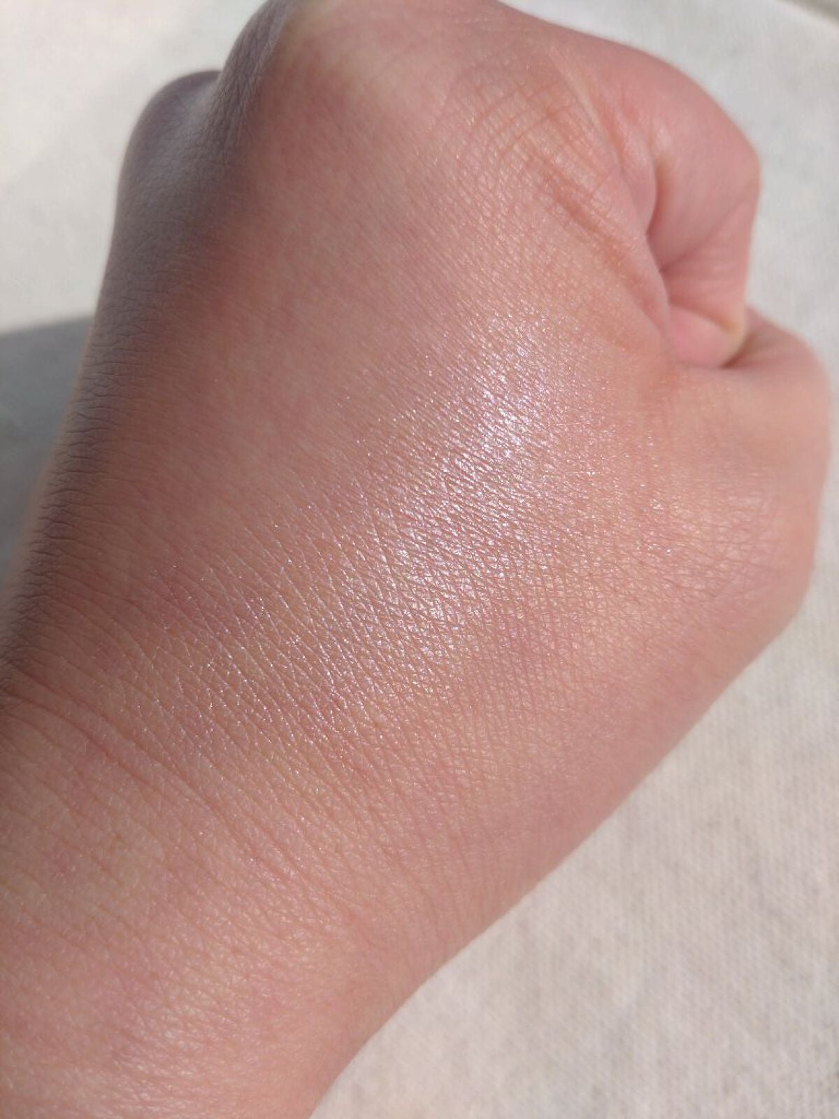 パールグロウニュアンサー/CEZANNE/パウダーハイライトを使ったクチコミ(3枚目)