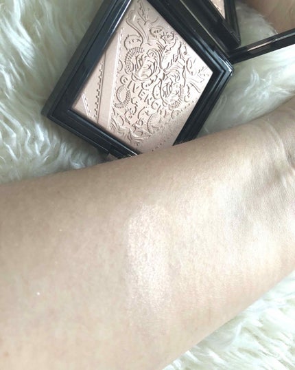 タン・クチュール・シマー・パウダー/GIVENCHY/プレストパウダーを使ったクチコミ(2枚目)