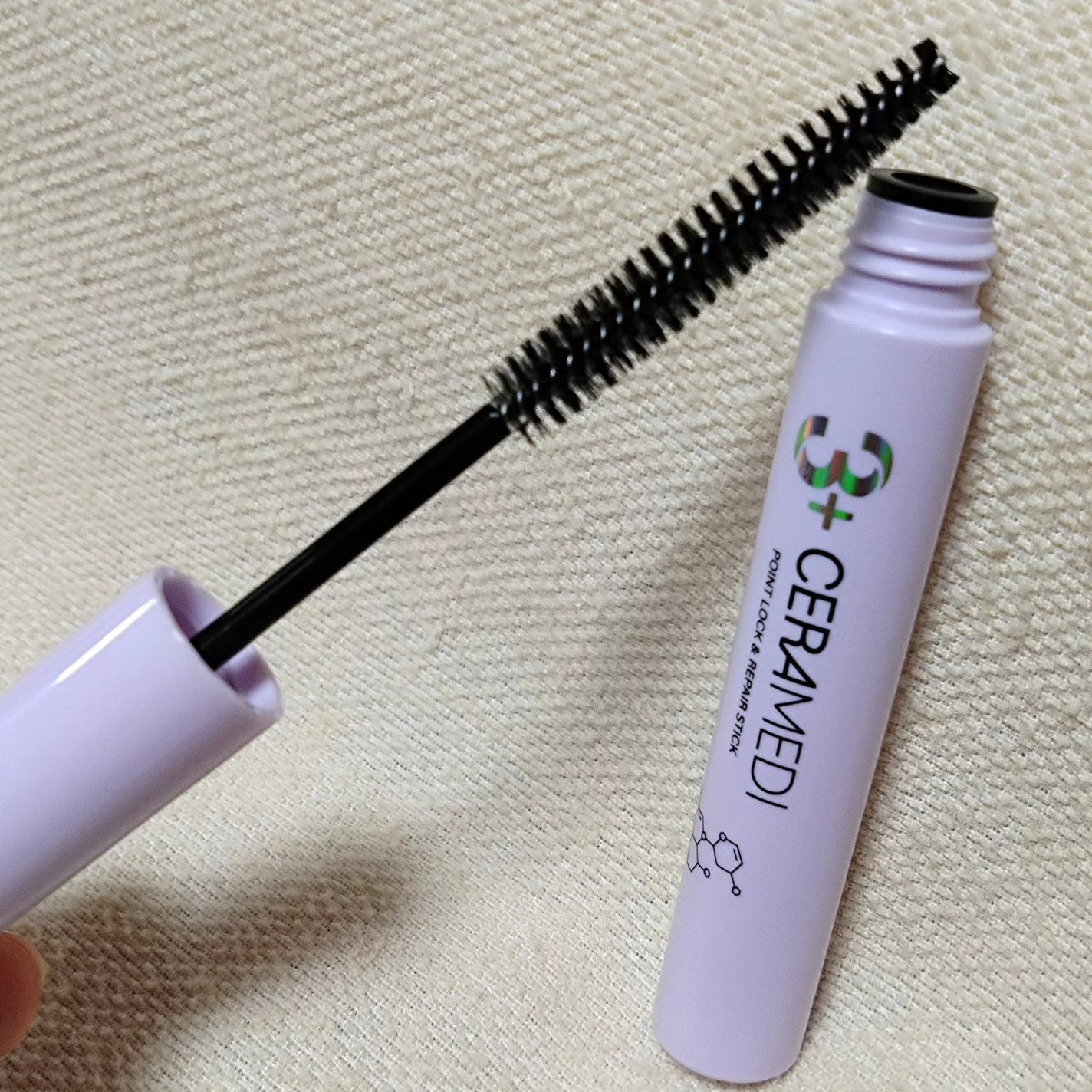 セラメディ ポイントロック&リペアスティック/セラメディ/ヘアジェルを使ったクチコミ(4枚目)