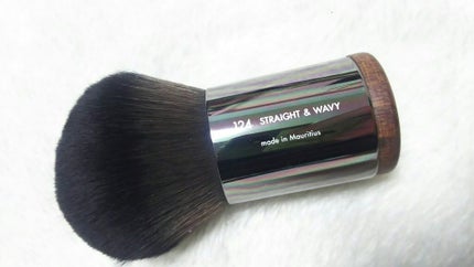 MAKE UP FOR EVER パウダーカブキブラシ#124のクチコミ「MAKE UP FOR EVER パウダーカブキブラシ#124
今年のコフレに入っていたも.....」(3枚目)
