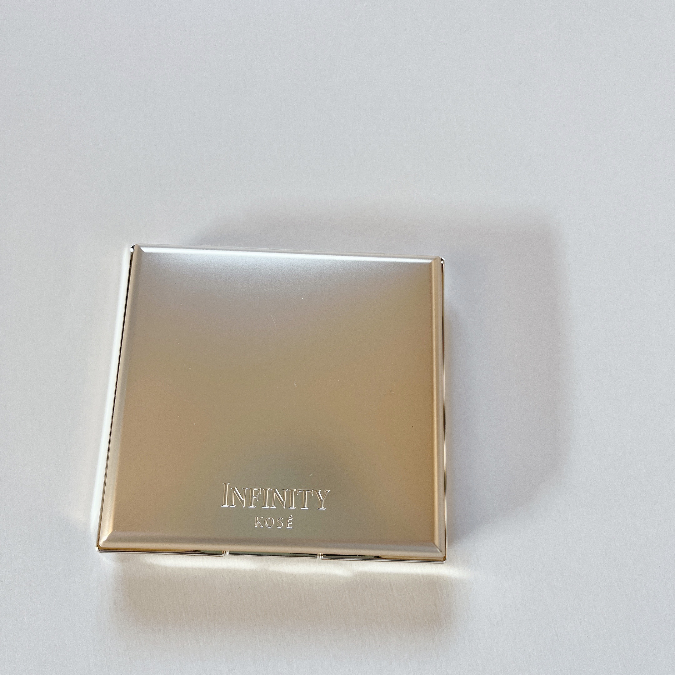 サンちゃんのクチコミ「ほんのり優しい色づき
肌なじみのいいカラーでナチュラルに仕上がる

ハイライターもついててツヤ.....」（2枚目）