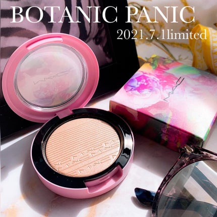 エクストラ ディメンション スキンフィニッシュ フルール シュア/M・A・C/プレストパウダーを使ったクチコミ(2枚目)