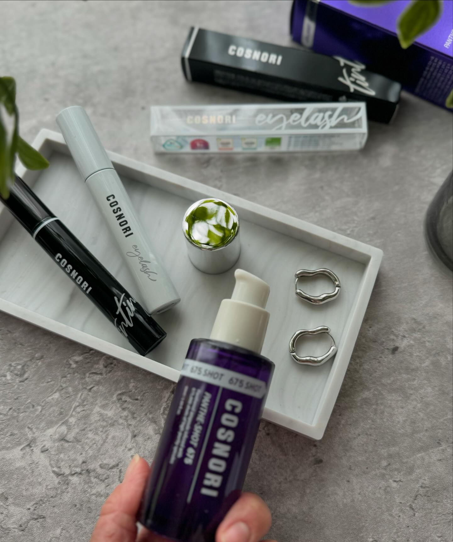 ロングアクティブアイラッシュセラム/COSNORI/まつげ美容液を使ったクチコミ（2枚目）