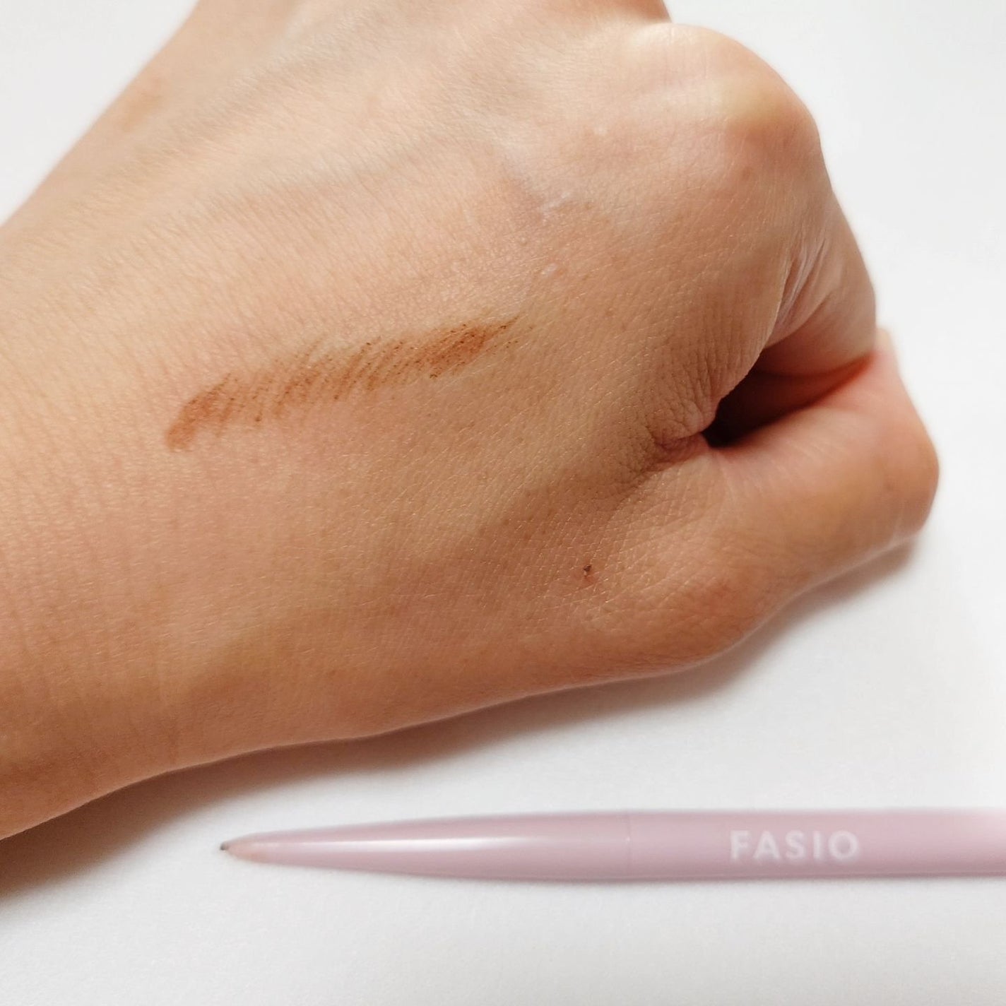 manganese on LIPS 「*ファシオ ウォータープルーフアイブロウ(超極細芯)0.85m..」(3枚目)