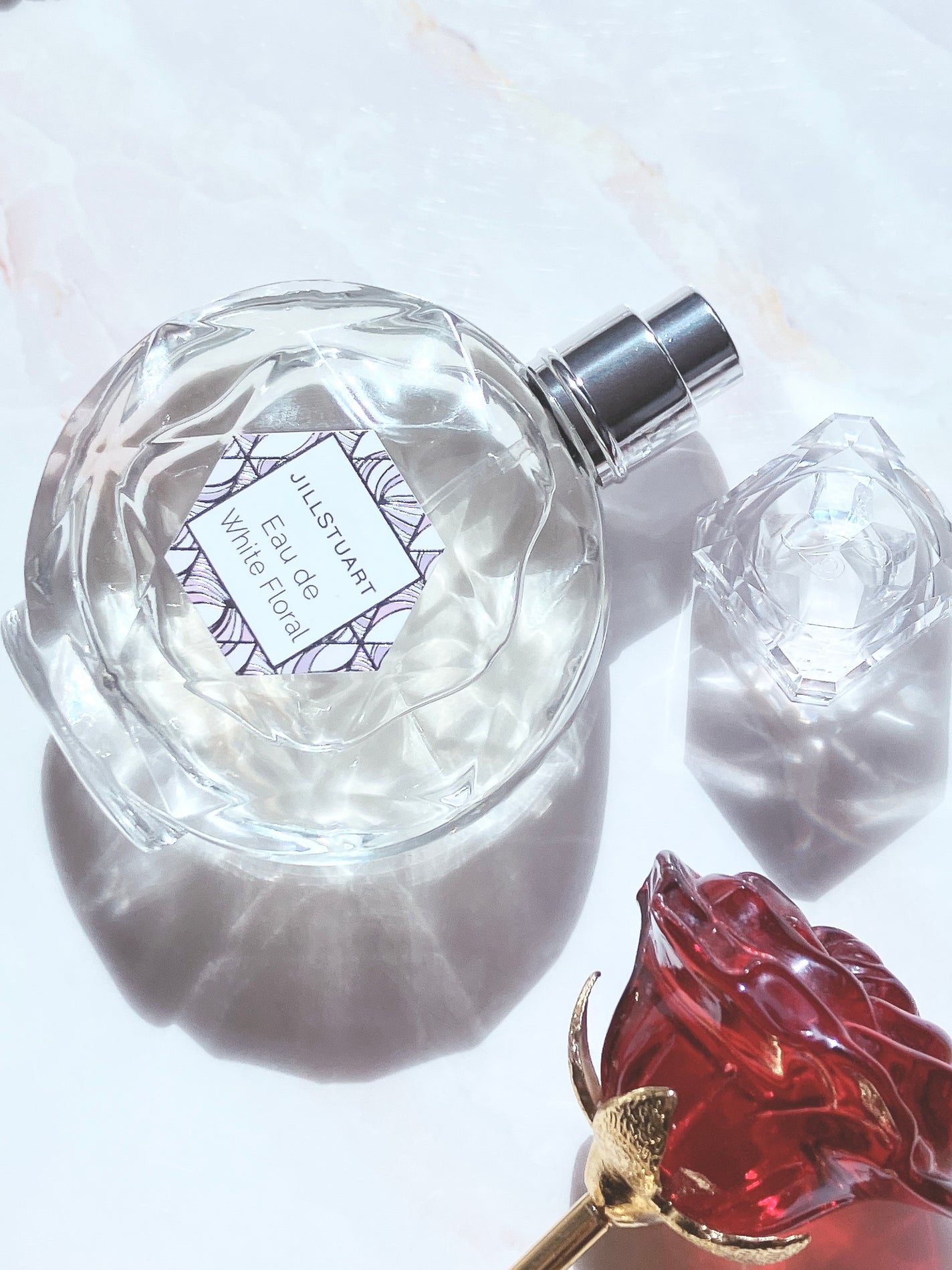 ジルスチュアート オード ホワイトフローラル/JILL STUART/香水(レディース)を使ったクチコミ(1枚目)