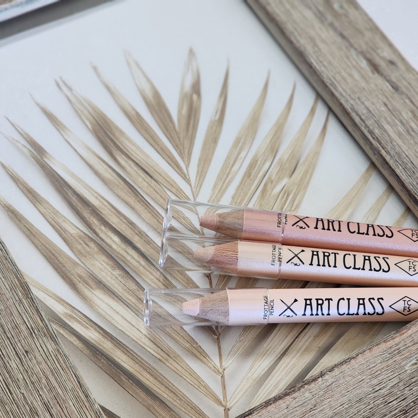 アートクラス フロッタージュペンシル/too cool for school/スティックアイシャドウを使ったクチコミ(2枚目)