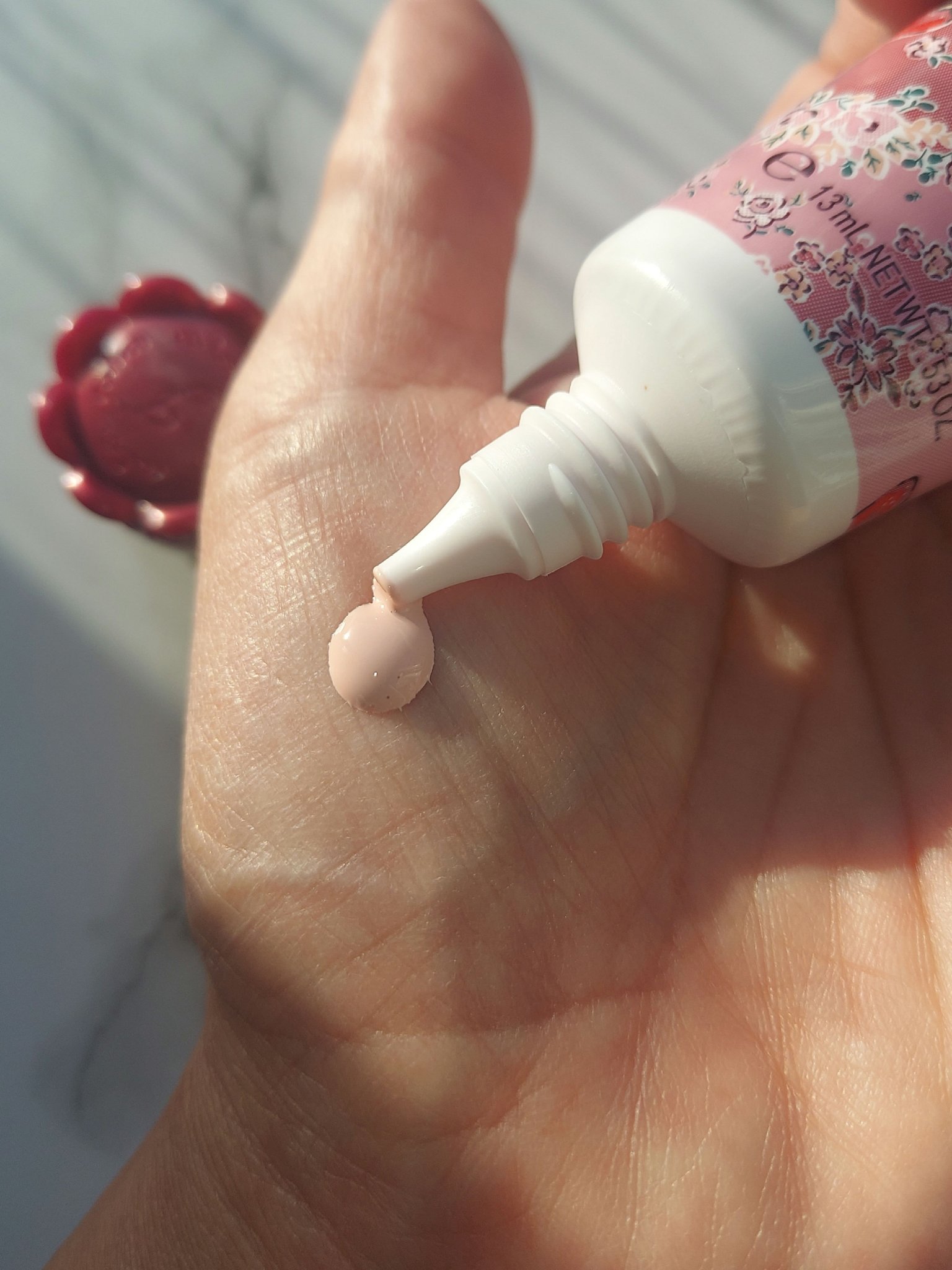 ジルスチュアート　ルーセントシフォン　トーンアップ プライマー 01 fancy tulle/JILL STUART/化粧下地を使ったクチコミ（2枚目）