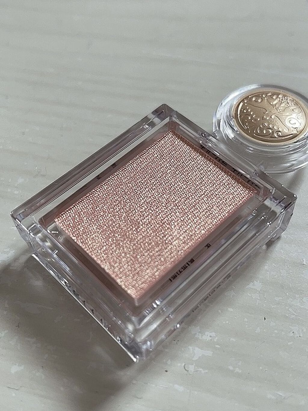 シャドーカスタマイズ/マジョリカ マジョルカ/単色アイシャドウを使ったクチコミ（2枚目）