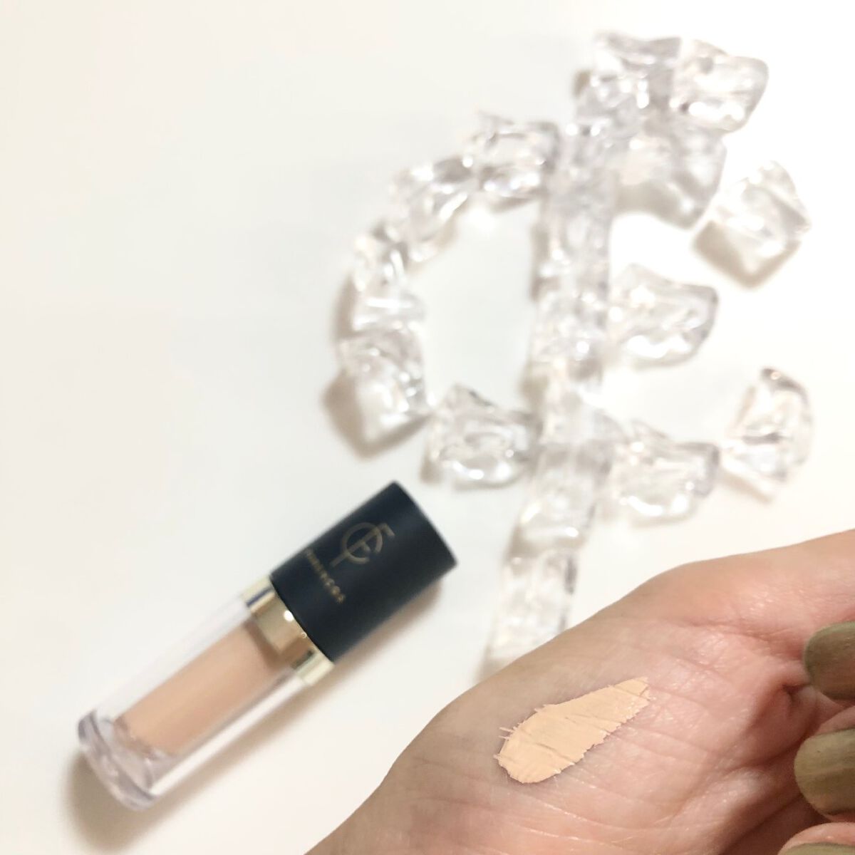 タトゥーウォータープルーフスカーコンシーラー/フォレンコス/リキッドコンシーラーを使ったクチコミ(2枚目)